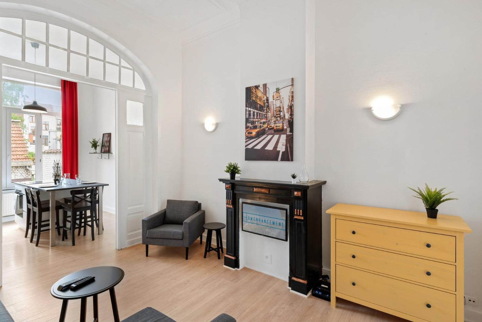 Apartment In Brussels, Lantsheere By Homenhancement Sa Exteriör bild