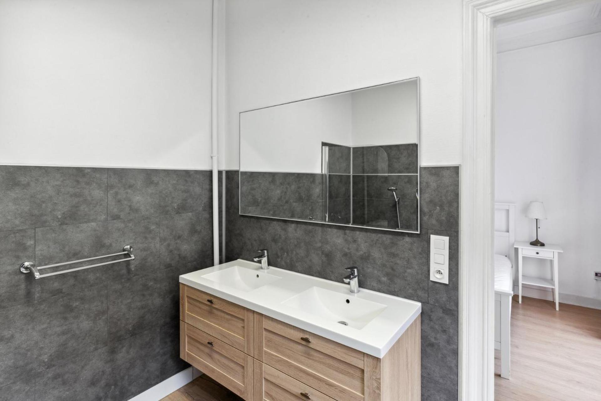 Apartment In Brussels, Lantsheere By Homenhancement Sa Exteriör bild