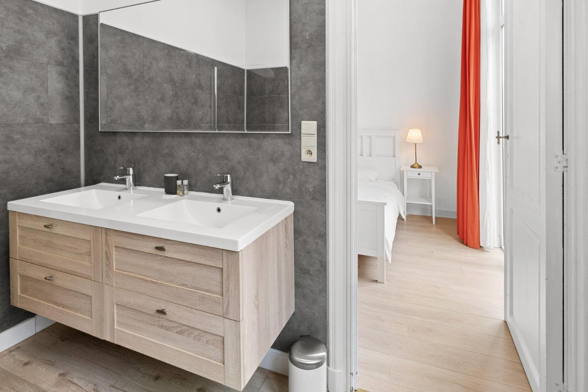 Apartment In Brussels, Lantsheere By Homenhancement Sa Exteriör bild